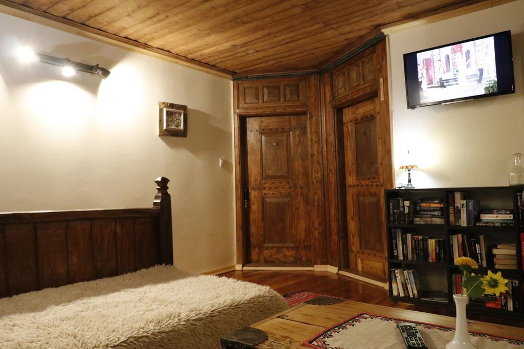 Guest House Epochs Since 1871 Lyaskovets Exterior foto