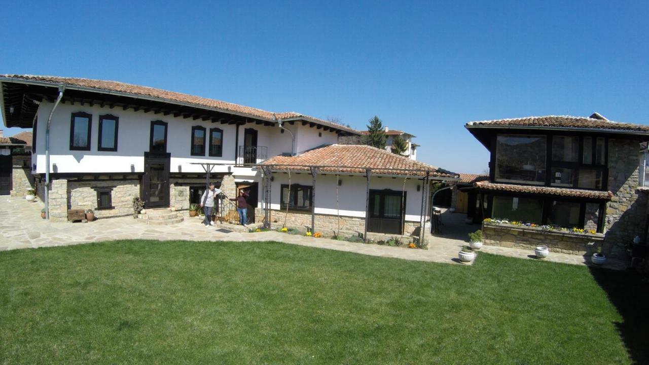 Guest House Epochs Since 1871 Lyaskovets Exterior foto
